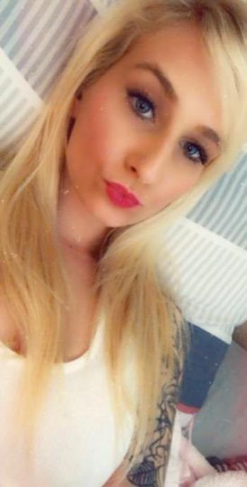 SnowSavy, 26  female escort, Denton