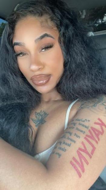 Noonie, 22  female escort, Denton