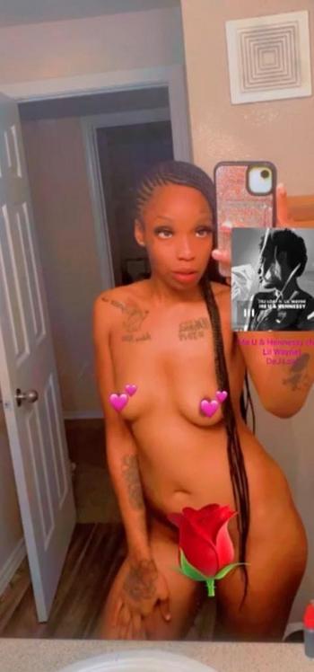 Halo, 23  female escort, Denton