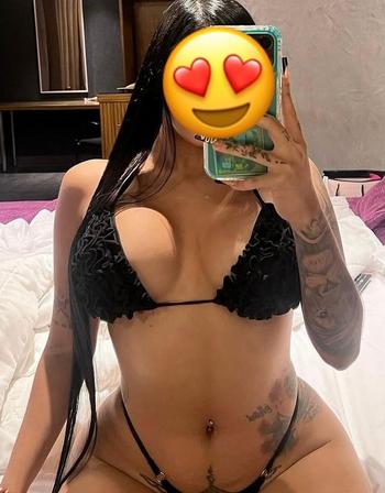 Valentina, 22  female escort, Denton