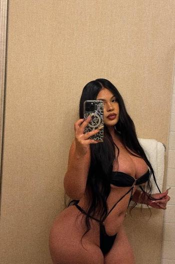 Mya, 27  female escort, Denton