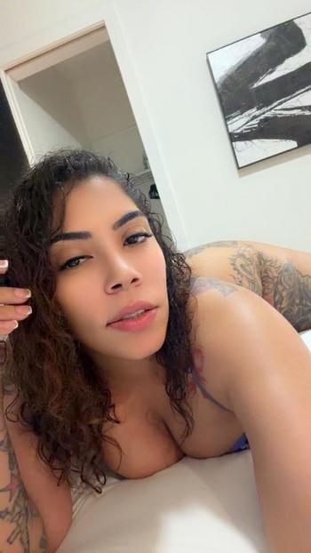 Naomi, 25  female escort, Denton