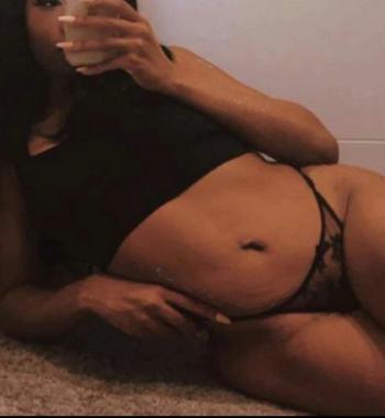 Lala, 24  female escort, Denton